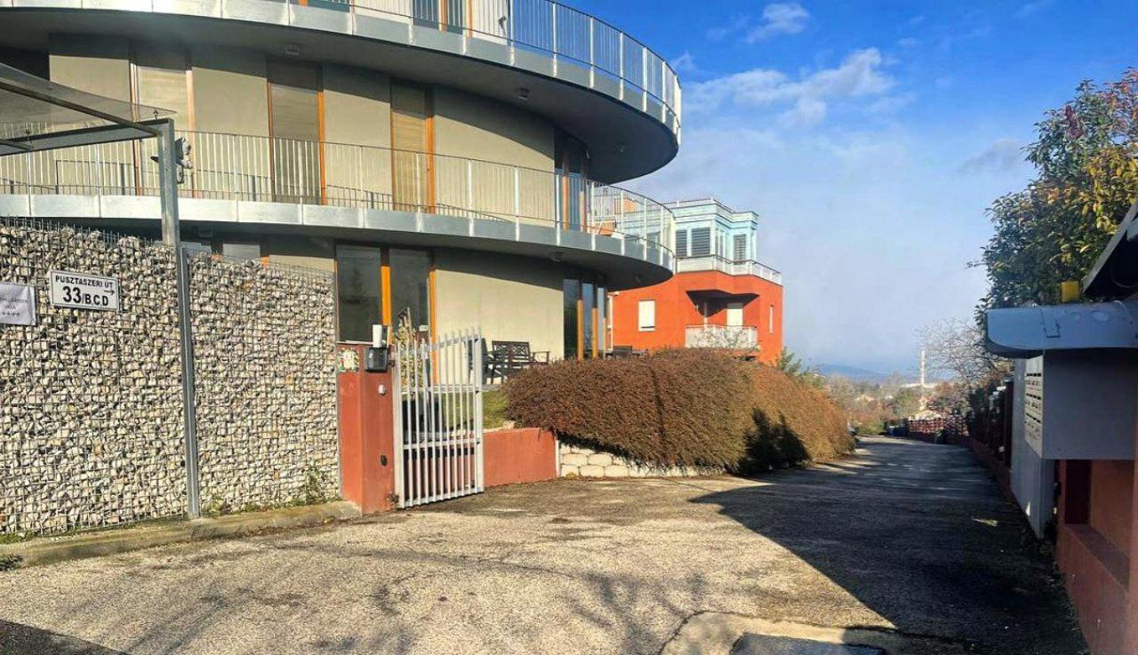 Rosehill Garden Family Villa With A Great Budapest View Budapeste Exterior foto